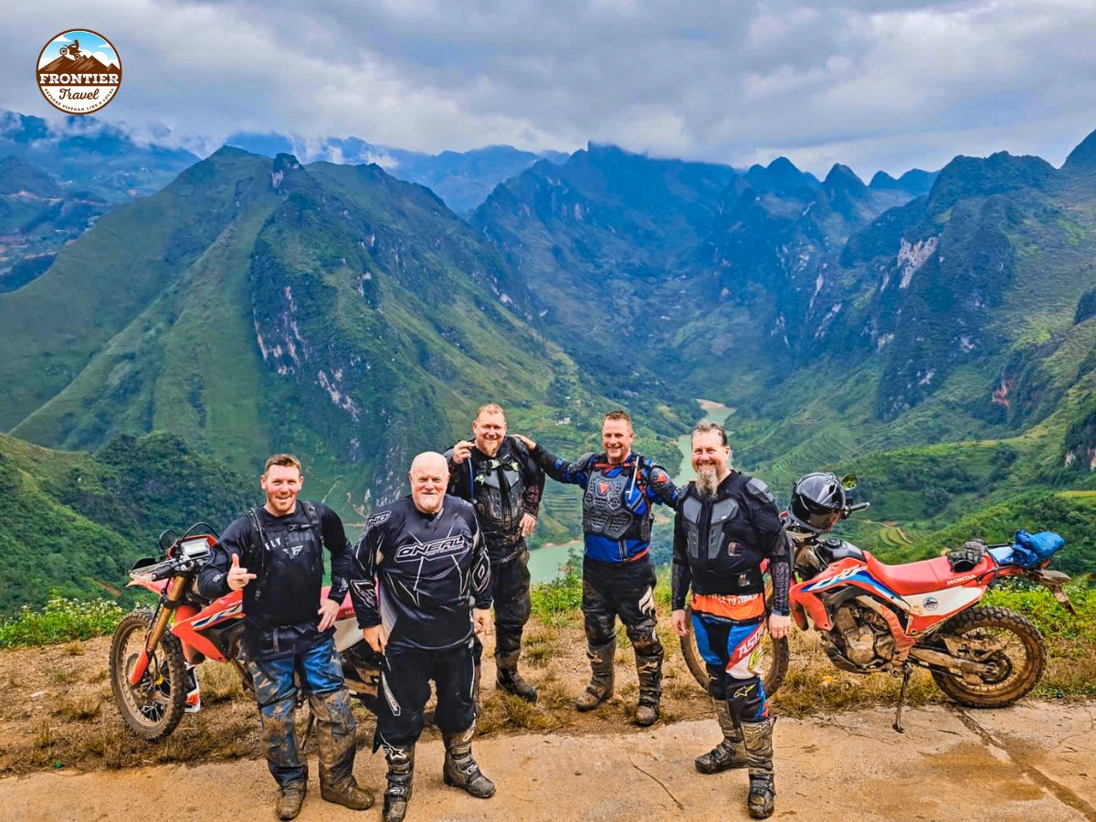Complete guide to Ha Giang loop motorbike tours